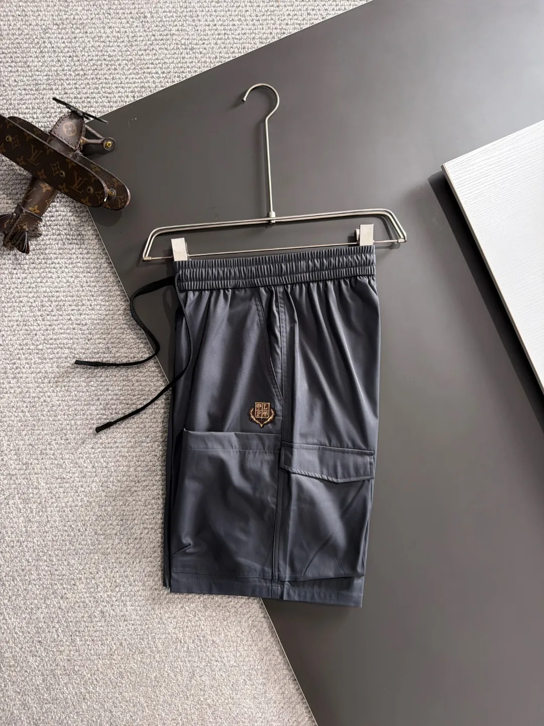 Next day shipping Premium goods LP 2036 Spring/Summer New Arrival elastic band casual shorts, counter-customized fabrics Breathable, high comfort, impeccable details, brand element design concept, reflecting high quality. It feels delicate and soft! It presents a casual cut and the upper body shape is great! Sizes:S-4XL